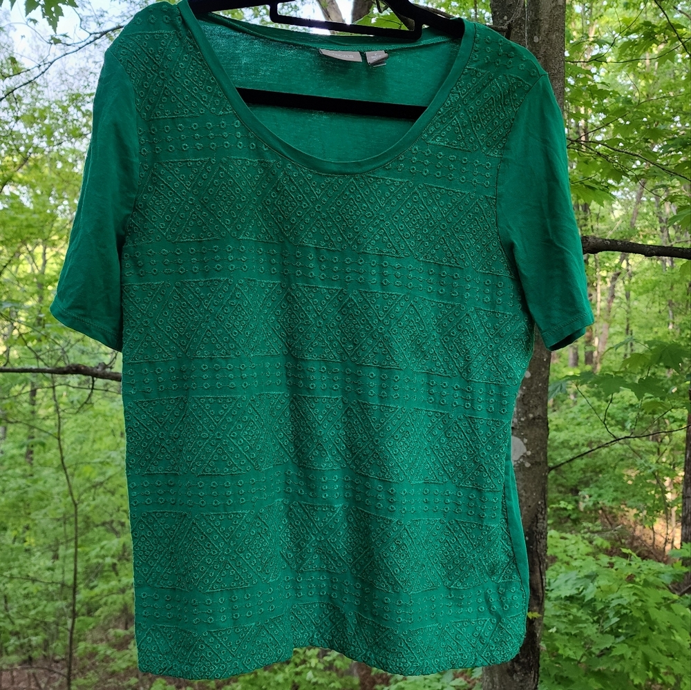 Chico's Green Short Sleeve Tee with Textured Knit